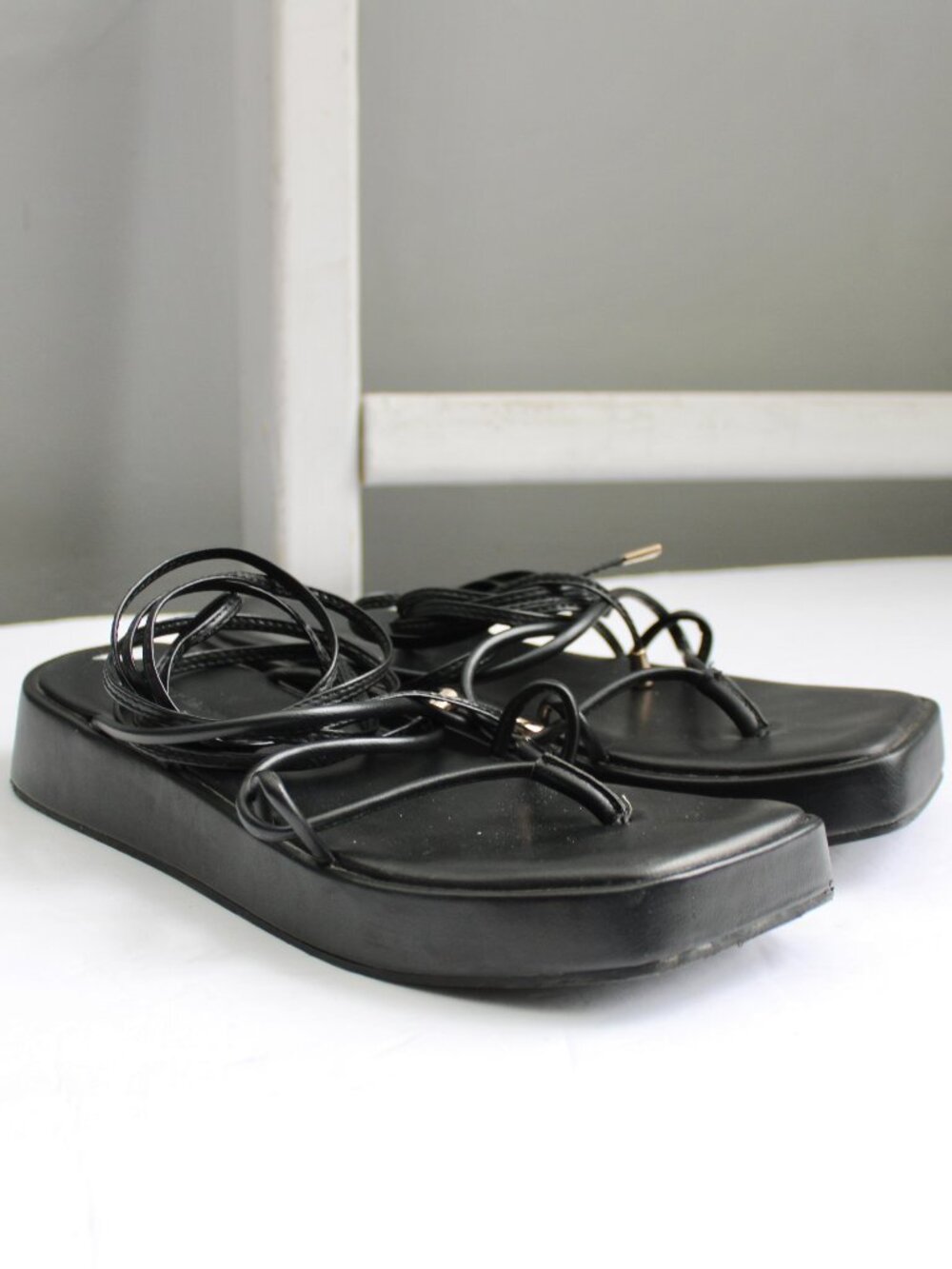 Bershka Black Minimalist Strappy Lace-Up Platform Sandals Size 37 / 7 US